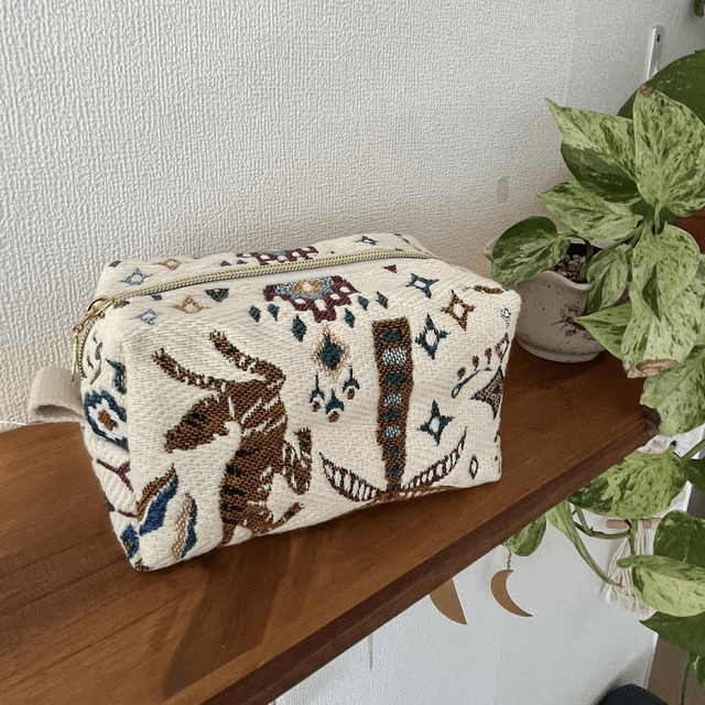 Trousse de toilette en tissu jacquard